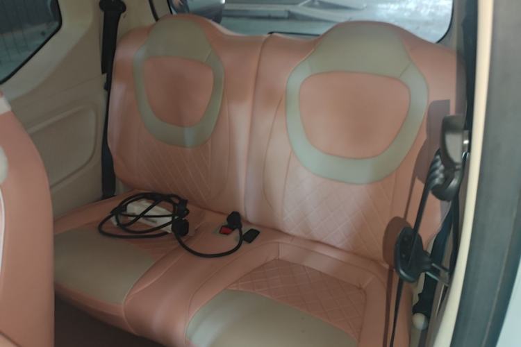 Used Wuling Hongguang MINIEV 2024 3rd Generation 215km Advanced Version Left Rear Seat
