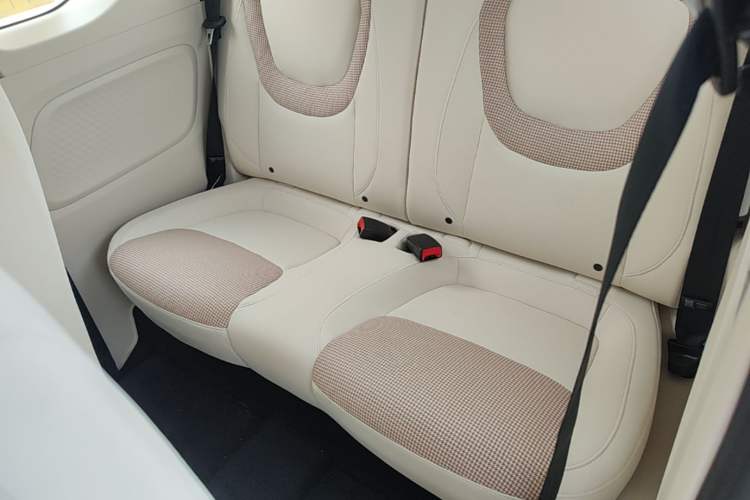 Used Wuling Hongguang MINIEV 2024 3rd Generation 215km Youth Edition Left Rear Seat