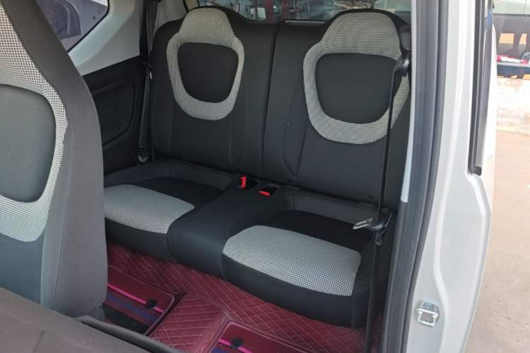 Used Wuling Hongguang MINIEV 2024 3rd Generation 215km Advanced Version Left Rear Seat