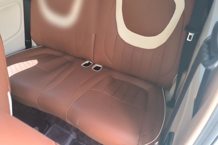 Used Wuling Hongguang MINIEV 2024 3rd Generation 215km Youth Edition Left Rear Seat