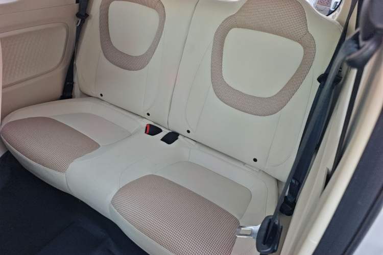 Used Wuling Hongguang MINIEV 2024 3rd Generation 215km Youth Edition Left Rear Seat
