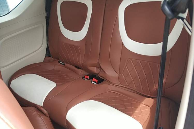 Used Wuling Hongguang MINIEV 2024 3rd Generation 215km Youth Edition Left Rear Seat