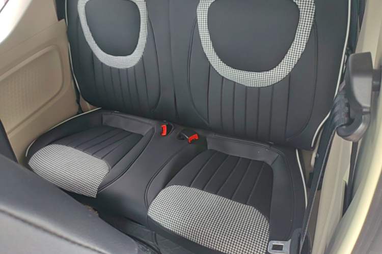 Used Wuling Hongguang MINIEV 2024 3rd Generation 215km Youth Edition Left Rear Seat