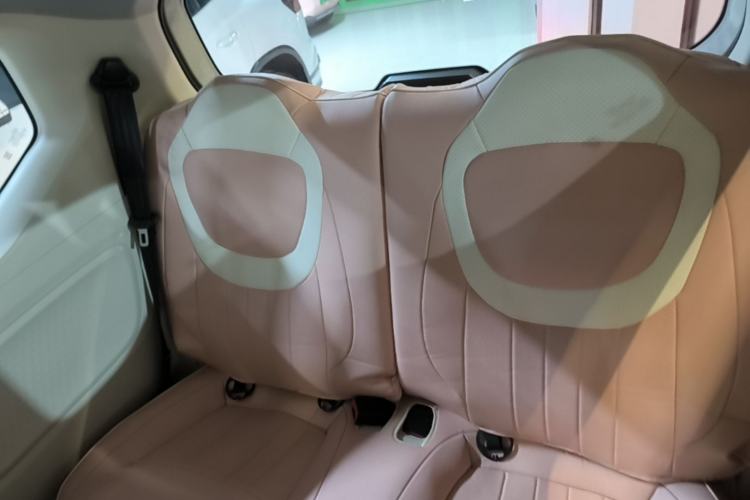 Used Wuling Hongguang MINIEV 2024 3rd Generation 215km Youth Edition Left Rear Seat