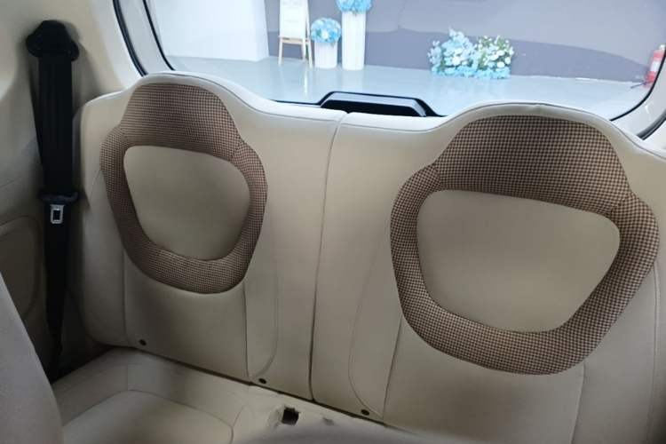 Used Wuling Hongguang MINIEV 2024 3rd Generation 215km Youth Edition Left Rear Seat