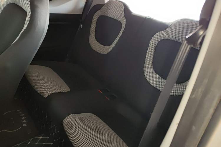 Used Wuling Hongguang MINIEV 2024 3rd Generation 215km Advanced Version Left Rear Seat