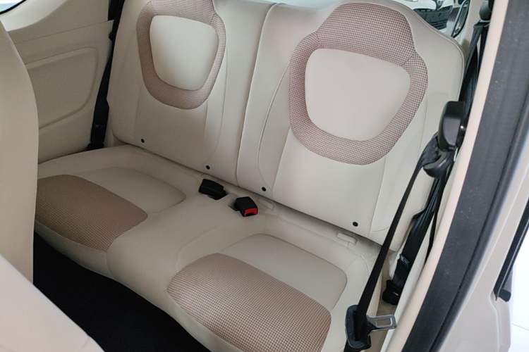 Used Wuling Hongguang MINIEV 2024 3rd Generation 215km Youth Edition Left Rear Seat