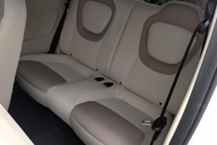 Used Wuling Hongguang MINIEV 2024 3rd Generation 215km Advanced Version Left Rear Seat