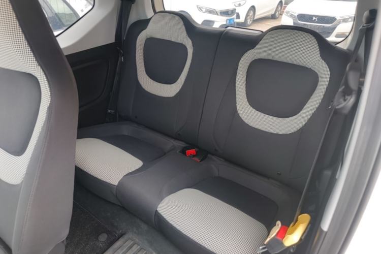 Used Wuling Hongguang MINIEV 2024 3rd Generation 215km Advanced Version Left Rear Seat
