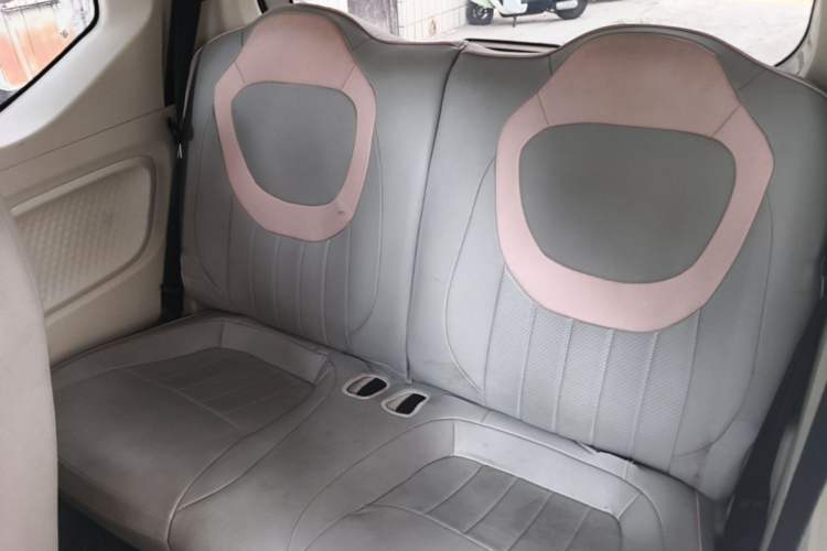 Used Wuling Hongguang MINIEV 2024 3rd Generation 215km Advanced Version Left Rear Seat