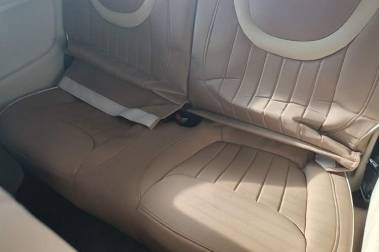 Used Wuling Hongguang MINIEV 2024 3rd Generation 215km Youth Edition Left Rear Seat