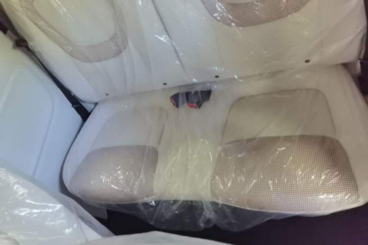 Used Wuling Hongguang MINIEV 2024 3rd Generation 215km Youth Edition Left Rear Seat