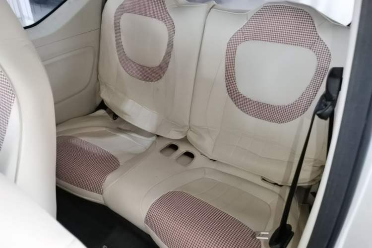 Used Wuling Hongguang MINIEV 2024 3rd Generation 215km Advanced Version Left Rear Seat