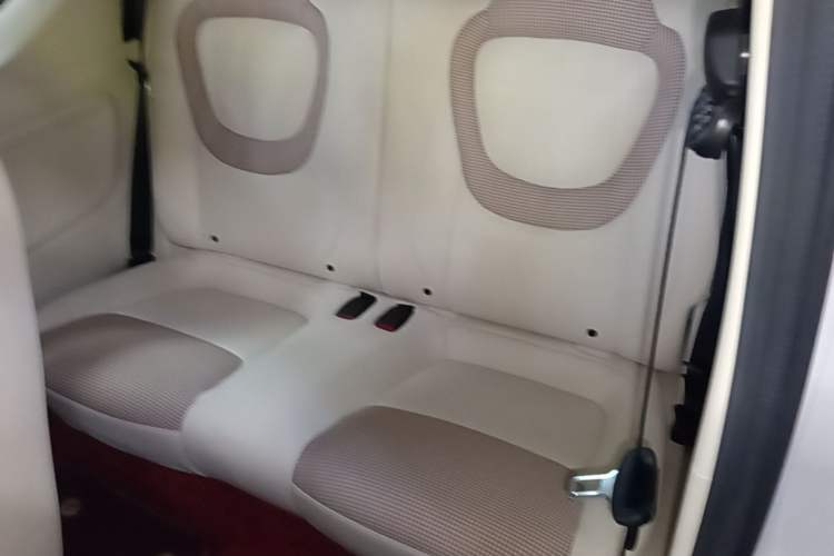 Used Wuling Hongguang MINIEV 2024 3rd Generation 215km Youth Edition Left Rear Seat