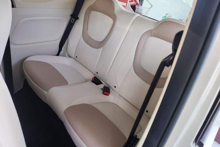 Used Wuling Hongguang MINIEV 2024 3rd Generation 215km Youth Edition Left Rear Seat