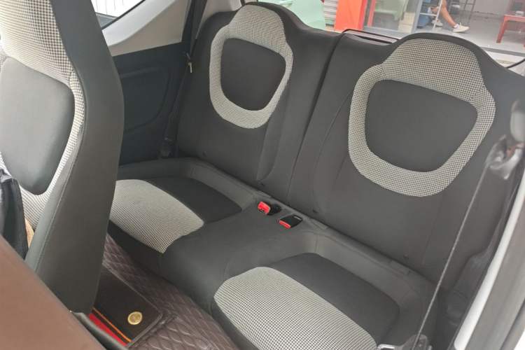 Used Wuling Hongguang MINIEV 2024 3rd Generation 215km Advanced Version Left Rear Seat