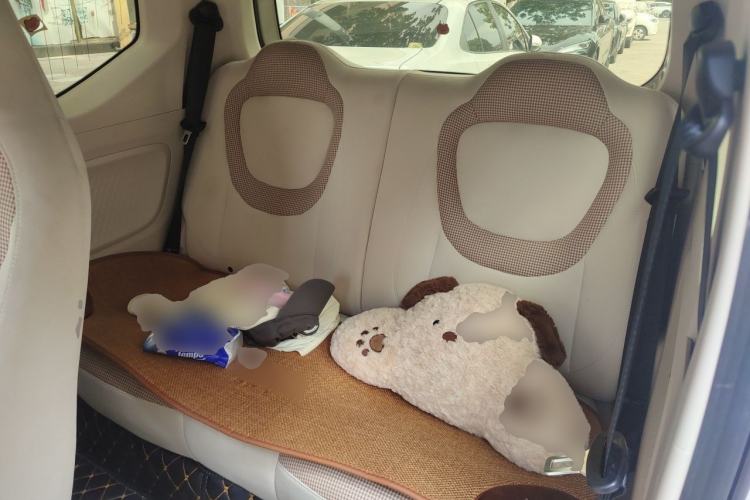 Used Wuling Hongguang MINIEV 2024 3rd Generation 215km Youth Edition Left Rear Seat