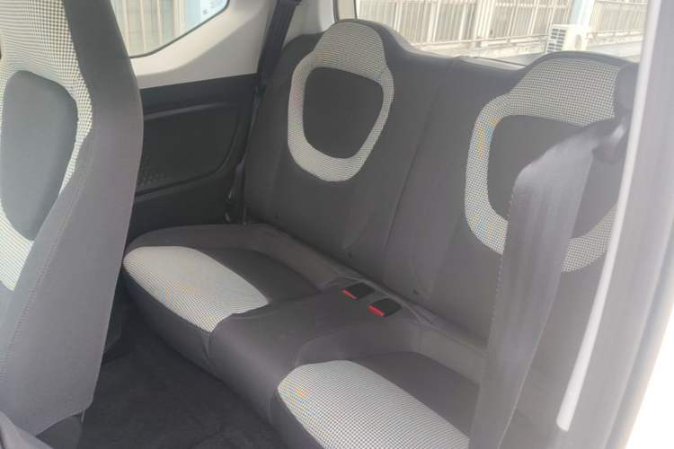 Used Wuling Hongguang MINIEV 2024 3rd Generation 215km Advanced Version Left Rear Seat