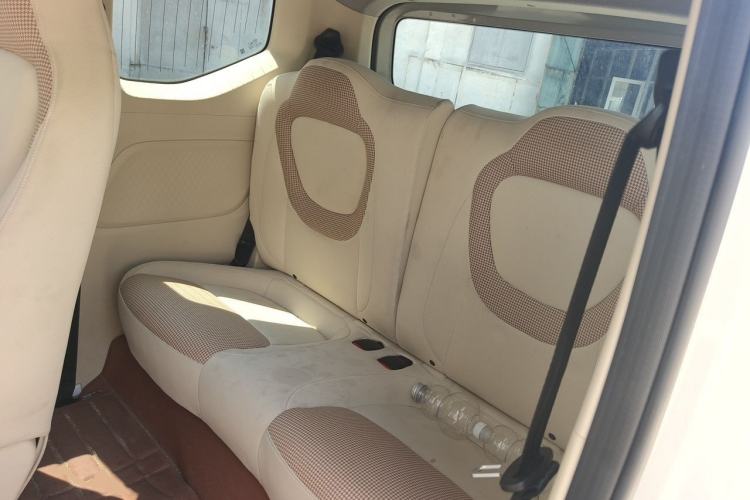 Used Wuling Hongguang MINIEV 2024 3rd Generation 215km Youth Edition Left Rear Seat
