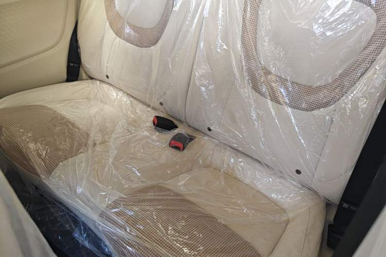 Used Wuling Hongguang MINIEV 2024 3rd Generation 215km Youth Edition Left Rear Seat