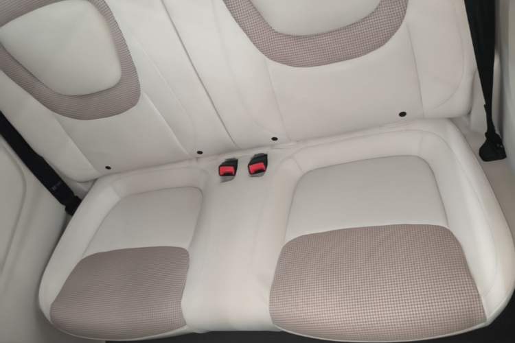 Used Wuling Hongguang MINIEV 2024 3rd Generation 215km Youth Edition Left Rear Seat