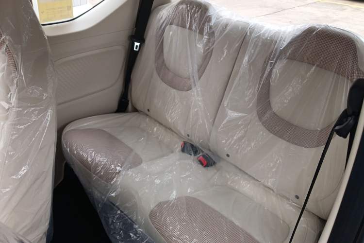 Used Wuling Hongguang MINIEV 2024 3rd Generation 215km Youth Edition Left Rear Seat
