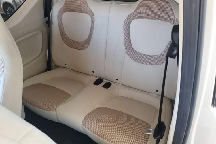 Used Wuling Hongguang MINIEV 2024 3rd Generation 215km Youth Edition Left Rear Seat