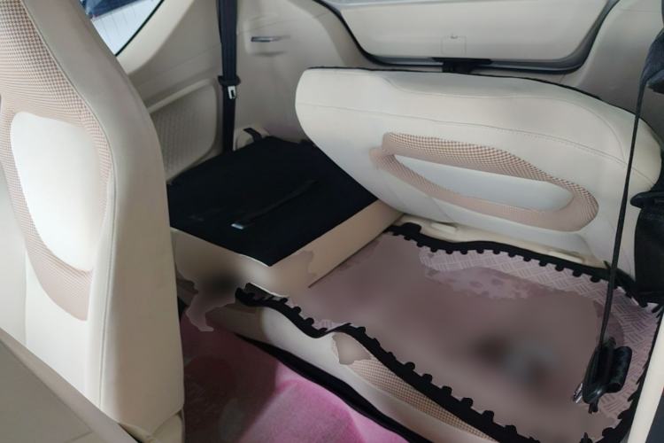Used Wuling Hongguang MINIEV 2024 3rd Generation 215km Youth Edition Left Rear Seat