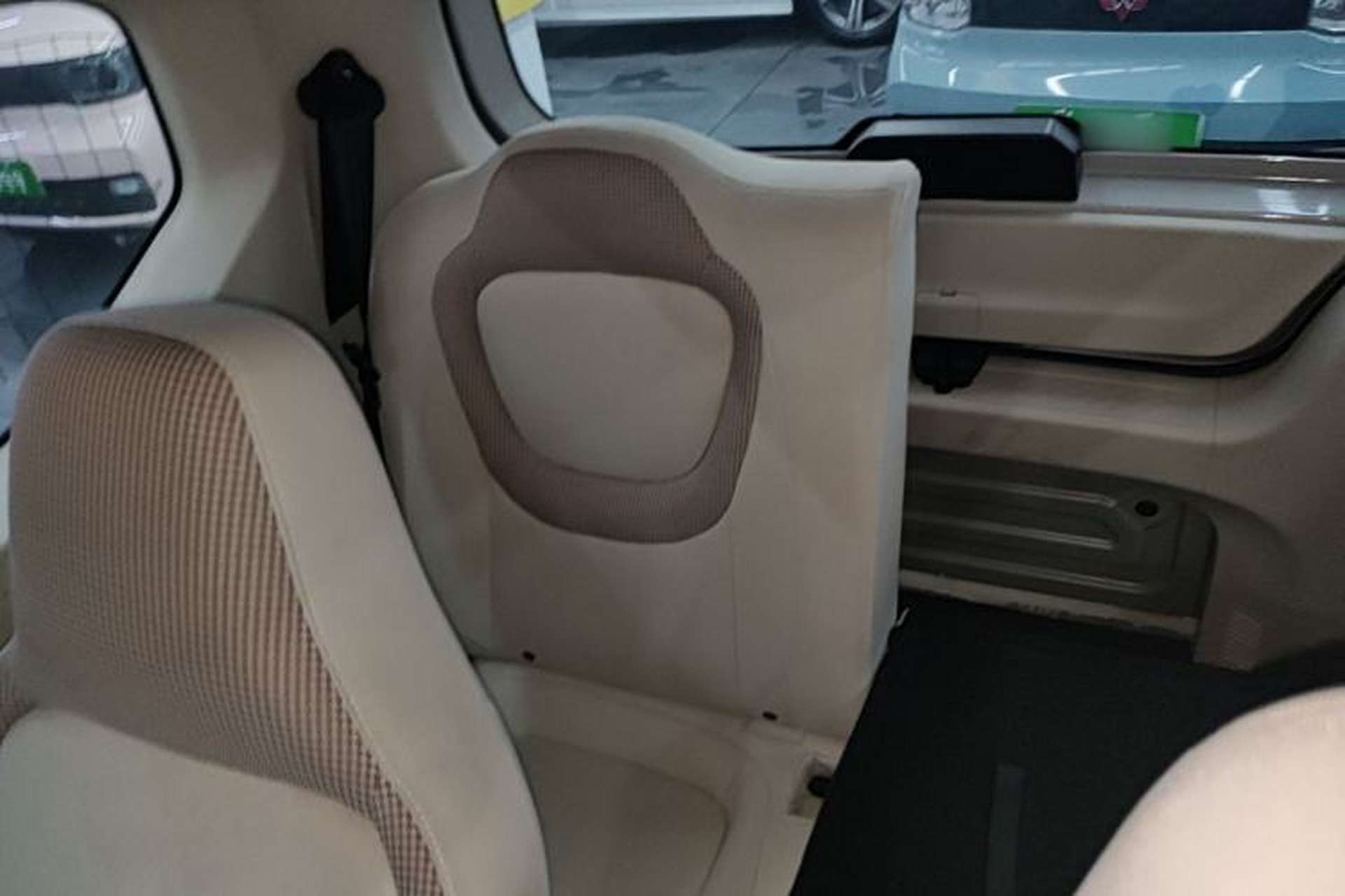 Used Wuling Hongguang MINIEV 2024 3rd Generation 215km Youth Edition Left Rear Seat