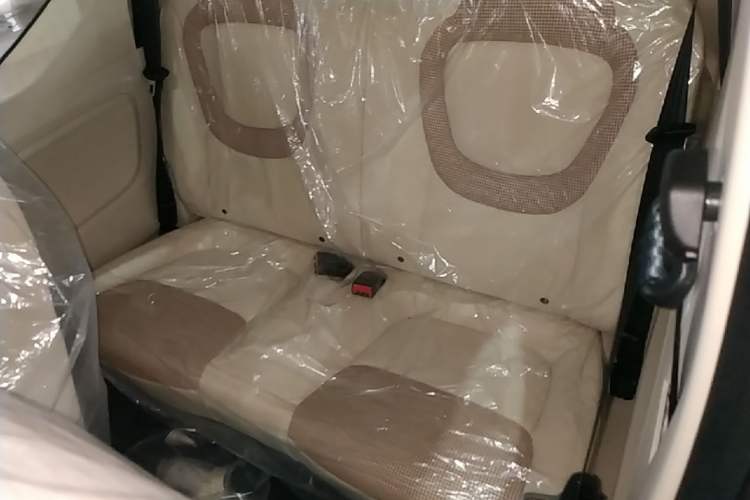 Used Wuling Hongguang MINIEV 2024 3rd Generation 215km Youth Edition Left Rear Seat