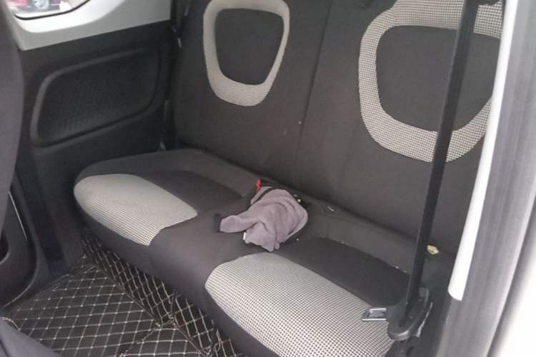 Used Wuling Hongguang MINIEV 2024 3rd Generation 215km Advanced Version Left Rear Seat