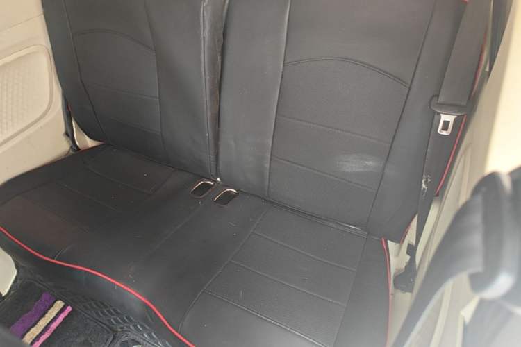 Used Wuling Hongguang MINIEV 2024 3rd Generation 215km Youth Edition Left Rear Seat