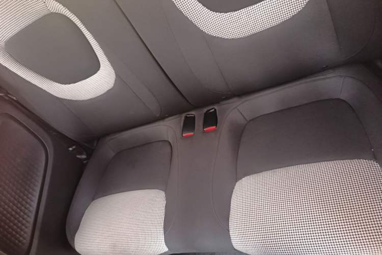 Used Wuling Hongguang MINIEV 2024 3rd Generation 215km Youth Edition Left Rear Seat