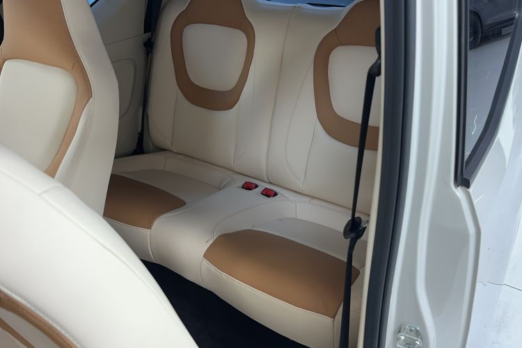 Used Wuling Hongguang MINIEV 2024 3rd Generation 215km Advanced Version Left Rear Seat
