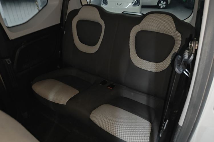 Used Wuling Hongguang MINIEV 2024 3rd Generation 215km Advanced Version Left Rear Seat