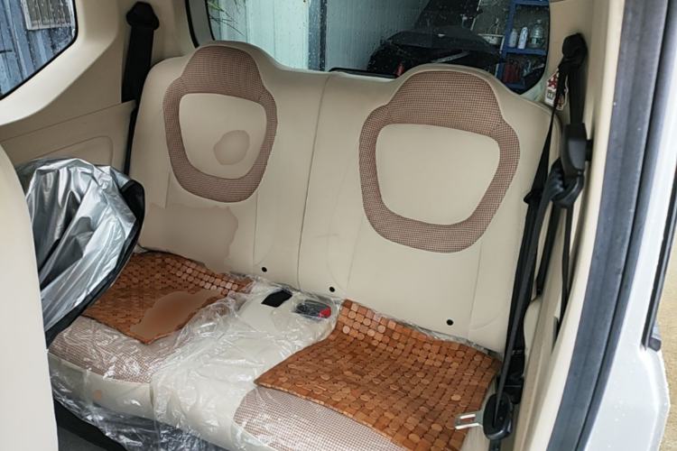 Used Wuling Hongguang MINIEV 2024 3rd Generation 215km Youth Edition Left Rear Seat