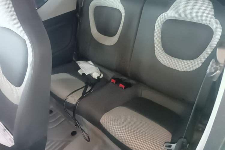 Used Wuling Hongguang MINIEV 2024 3rd Generation 215km Youth Edition Left Rear Seat