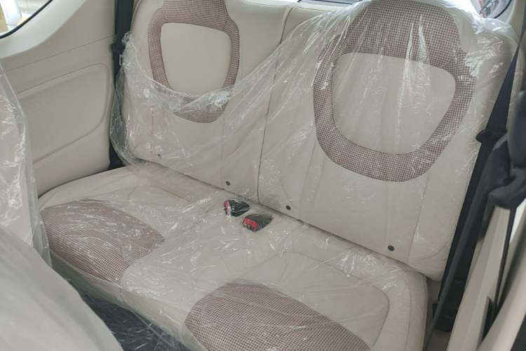 Used Wuling Hongguang MINIEV 2024 3rd Generation 215km Youth Edition Left Rear Seat