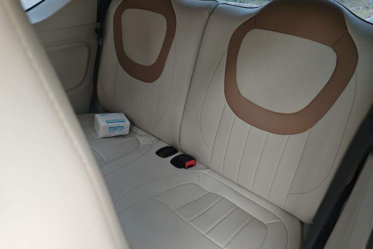 Used Wuling Hongguang MINIEV 2024 3rd Generation 215km Youth Edition Left Rear Seat