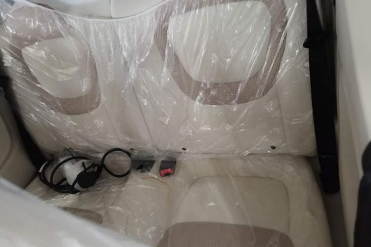 Used Wuling Hongguang MINIEV 2024 3rd Generation 215km Youth Edition Left Rear Seat