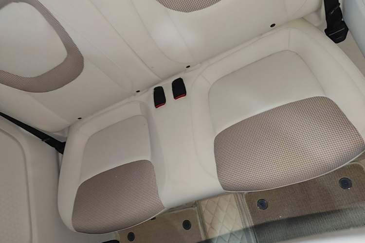 Used Wuling Hongguang MINIEV 2024 3rd Generation 215km Youth Edition Left Rear Seat