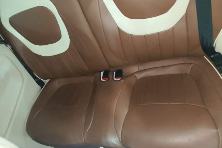 Used Wuling Hongguang MINIEV 2024 3rd Generation 215km Youth Edition Left Rear Seat