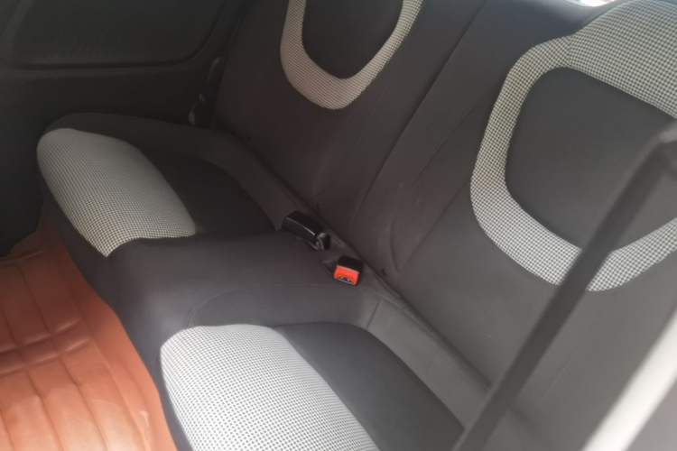 Used Wuling Hongguang MINIEV 2024 3rd Generation 215km Youth Edition Left Rear Seat