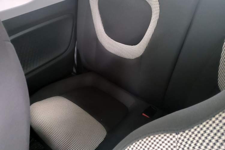 Used Wuling Hongguang MINIEV 2024 3rd Generation 215km Youth Edition Left Rear Seat
