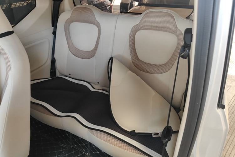 Used Wuling Hongguang MINIEV 2024 3rd Generation 215km Youth Edition Left Rear Seat