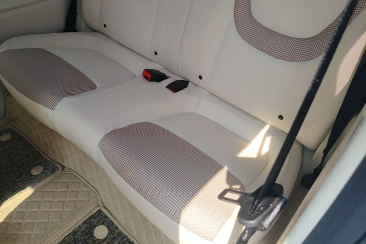 Used Wuling Hongguang MINIEV 2024 3rd Generation 215km Advanced Version Left Rear Seat