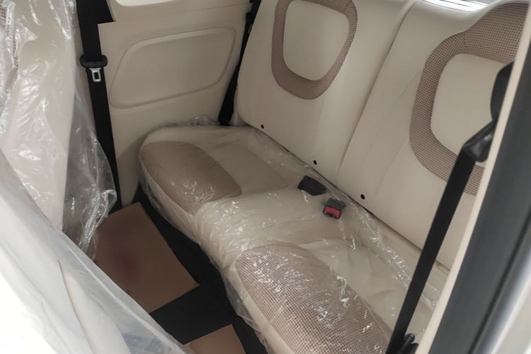Used Wuling Hongguang MINIEV 2024 3rd Generation 215km Youth Edition Left Rear Seat