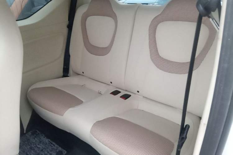 Used Wuling Hongguang MINIEV 2024 3rd Generation 215km Youth Edition Left Rear Seat