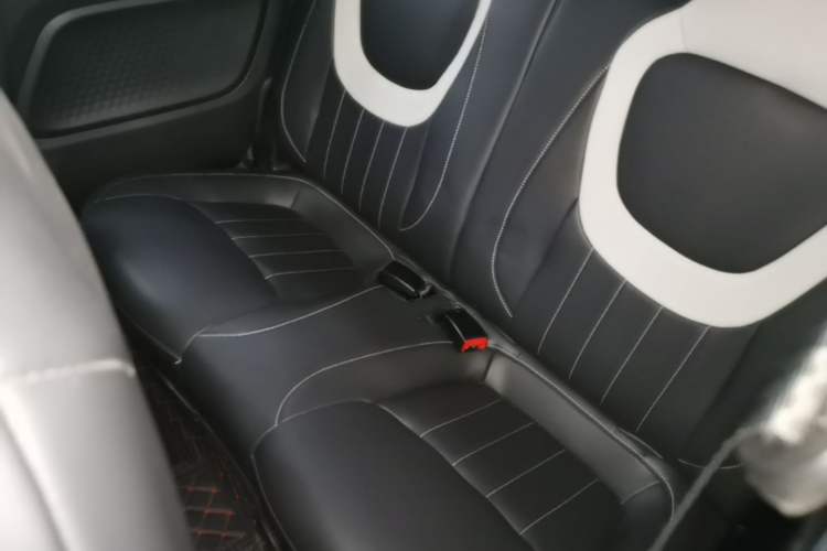 Used Wuling Hongguang MINIEV 2024 3rd Generation 215km Advanced Version Left Rear Seat