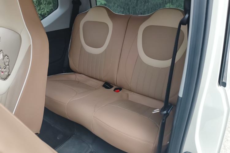 Used Wuling Hongguang MINIEV 2024 3rd Generation 215km Youth Edition Left Rear Seat